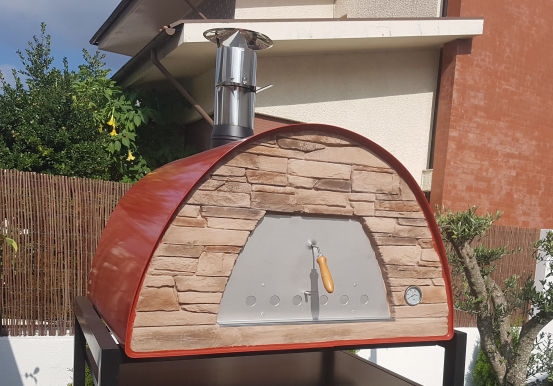 image of the maximus prime arena oven in red
